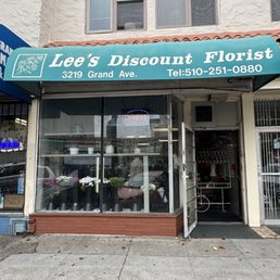 Exterior photo of Lee's Discount Florist - Oakland, California Exterior photo of Lee's Discount Florist - Oakland, California