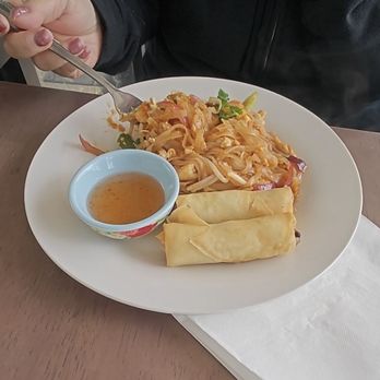 Chada Thai Food Simi Valley - Pad Thai - Thai Near Me - Simi Valley, California Chada Thai Food Simi Valley - Pad Thai - Thai Near Me - Simi Valley, California
