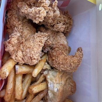 Willie's Chicken Shack - Chicken strips - Cajun/Creole Near Me - New Orleans, Louisiana Willie's Chicken Shack - Chicken strips - Cajun/Creole Near Me - New Orleans, Louisiana
