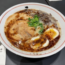 Tonkotsu Black Ramen