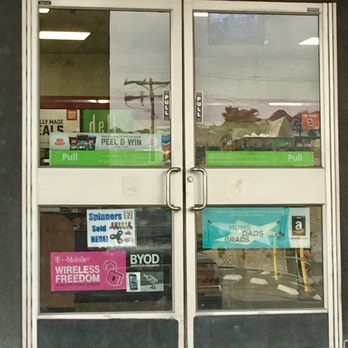 7-Eleven - The grand entryway, cannot count how many times I have needed to stop by a 7/11 - Convenience Stores Near Me - El Cajon, California 7-Eleven - The grand entryway, cannot count how many times I have needed to stop by a 7/11 - Convenience Stores Near Me - El Cajon, California