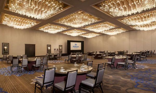 Hilton Fort Worth by null