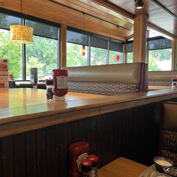 Applebee's Grill + Bar - American Near Me - Glen Allen, Virginia