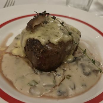 Arnaud's Restaurant - Filet Mignon au Poivre - Cajun/Creole Near Me - New Orleans, Louisiana