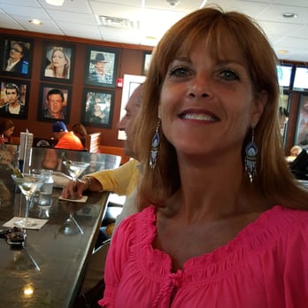 Marchetti's Restaurant - Italian Near Me - Cranston, Rhode Island Marchetti's Restaurant - Italian Near Me - Cranston, Rhode Island
