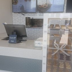 Tiff's Treats - Georgetown - Inside