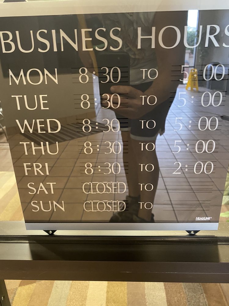 MARTIN & ASSOCIATES PL Updated September 2024 101 S Palmetto Ave