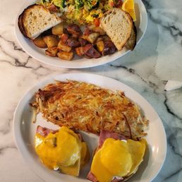 Classic Eggs Benedict