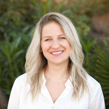 Serenity Dental - Treatment Coordinator-Steffani - Cosmetic Dentists Near Me - Gilbert, Arizona Serenity Dental - Treatment Coordinator-Steffani - Cosmetic Dentists Near Me - Gilbert, Arizona
