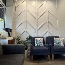 U Street Family Dentistry - Seating area
