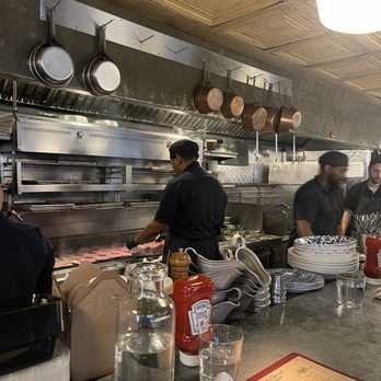Au Cheval - Bars Near Me - Chicago, Illinois