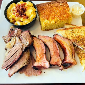 Pig N Pig - Brisket & rib plate - Barbeque Near Me - Fullerton, California