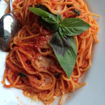 L'Osteria - Spaghetti pomodoro - second time wasn't as good :( - Italian Near Me - Berlin, BE L'Osteria - Spaghetti pomodoro - second time wasn't as good :( - Italian Near Me - Berlin, BE