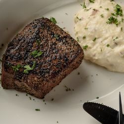 Wyoming's Rib and Chop House
