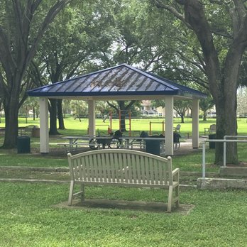 Meadows Park - Benches and pavilion - Parks Near Me - Boynton Beach, Florida