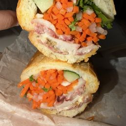 SAIGON SPECIAL W/ EXTRAA CARROT