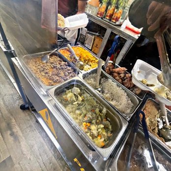 Ma Dukes Southern Cookin - a buffet of food - Soul Food Near Me - Macon, Georgia