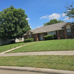 O'Livar Landscaping - Yard Cut, Edged and Trim/shaped my hedges.  OUTSTANDING JOB.
