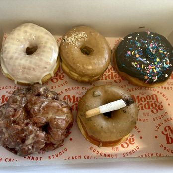 Moonbridge Doughnut Studio - Citrus, viet, chocolate sprinkles, apple fritters, coffee and cigarette doughnuts - Donuts Near Me - Long Beach, California