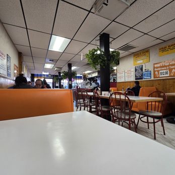 Swift Breakfast House - Inside. - Diners Near Me - Denver, Colorado Swift Breakfast House - Inside. - Diners Near Me - Denver, Colorado