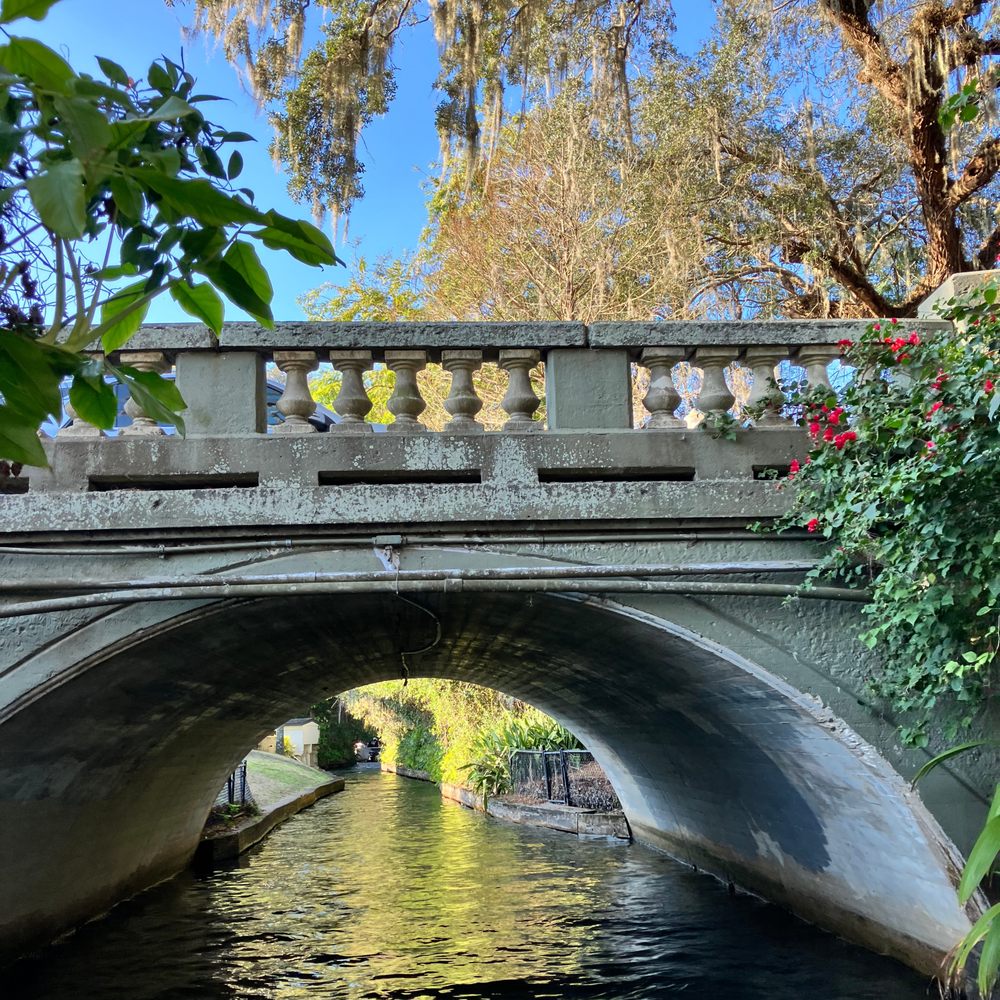 Scenic Boat Tour - Boat Tours Near Me - Winter Park, Florida Scenic Boat Tour - Boat Tours Near Me - Winter Park, Florida