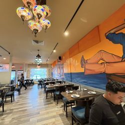 Bombay Blue Indian Bistro - Dinning room