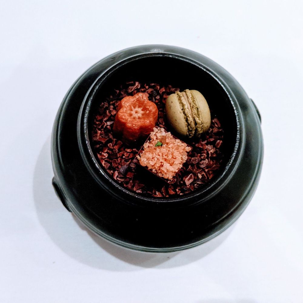 Jungsik - Petite pastries - Korean Near Me - New York, New York