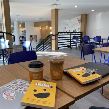 Frenzy Coffee - Coffee Roasteries Near Me - Davis, California