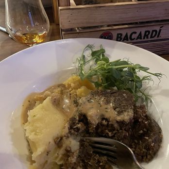 The Highlander - Haggis, Neeps and tattis - Fashion Near Me - Inverness, HLD The Highlander - Haggis, Neeps and tattis - Fashion Near Me - Inverness, HLD
