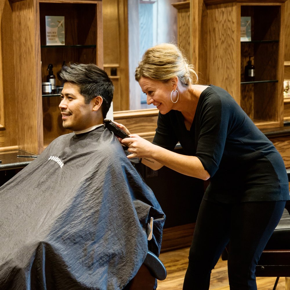 Boardroom Salon for Men - Inwood Village Logo