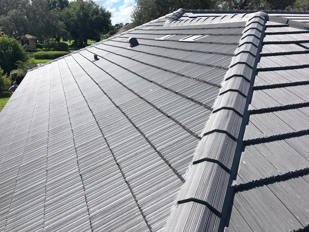 Slide of Collis Roofing