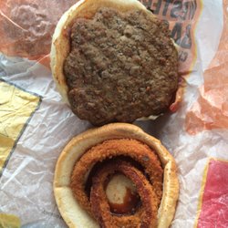 Hardee's - Absolutely horrible food in horrible service!!!