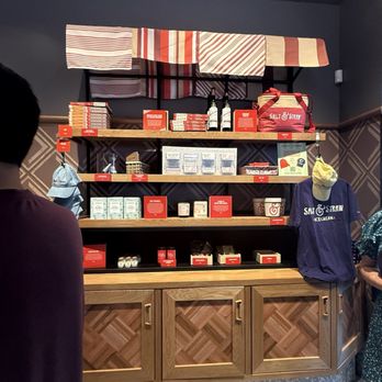 Salt & Straw - Ice Cream & Frozen Yogurt Near Me - Santa Rosa, California