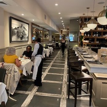 Benny John's Bar and Grill - Steakhouses Near Me - New York, New York