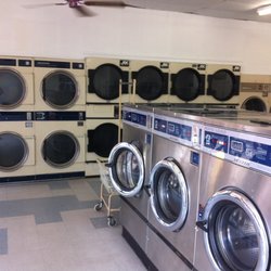 24/7 Coin Laundry