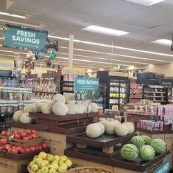 Nob Hill Foods