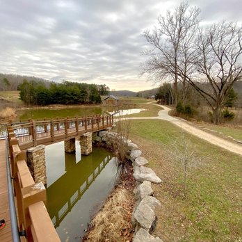 Echo Bluff State Park Lodge - Hotels Near Me - Eminence, Missouri