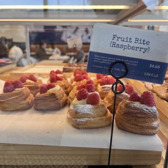 Paris Baguette - Pastries - Cafes Near Me - Maple Grove, Minnesota Paris Baguette - Pastries - Cafes Near Me - Maple Grove, Minnesota