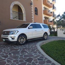 Eliker Transfer - Our commitment is to provide exceptional private transportation. Thank you for choosing us