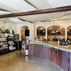 Aloria Vineyards