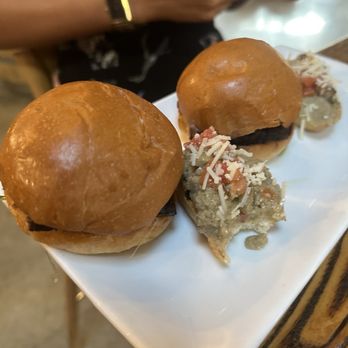 Hana Koa Brewing - Sliders - Breweries Near Me - Honolulu, Hawaii