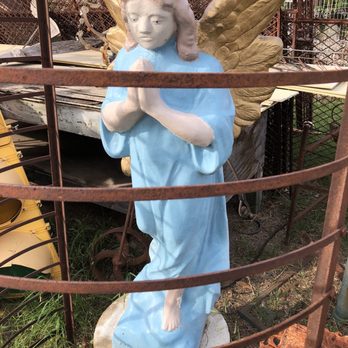 Alston's Old Home Place - Antiques Near Me - Garland, Texas