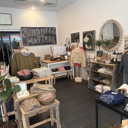 Pebble Spa - Boutique