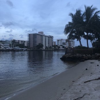 Degroff Park - Parks Near Me - Lighthouse Point, Florida