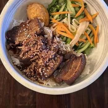 Viet House - Pork belly rice bowl - Vietnamese Near Me - Vancouver, British Columbia Viet House - Pork belly rice bowl - Vietnamese Near Me - Vancouver, British Columbia