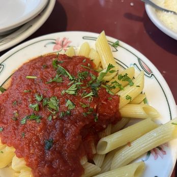 De Luca's Restaurant - Italian Near Me - Whittier, California De Luca's Restaurant - Italian Near Me - Whittier, California