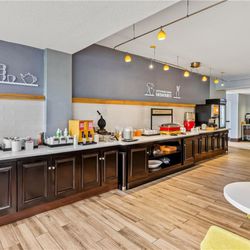 Hampton Inn Princeton - Breakfast Area