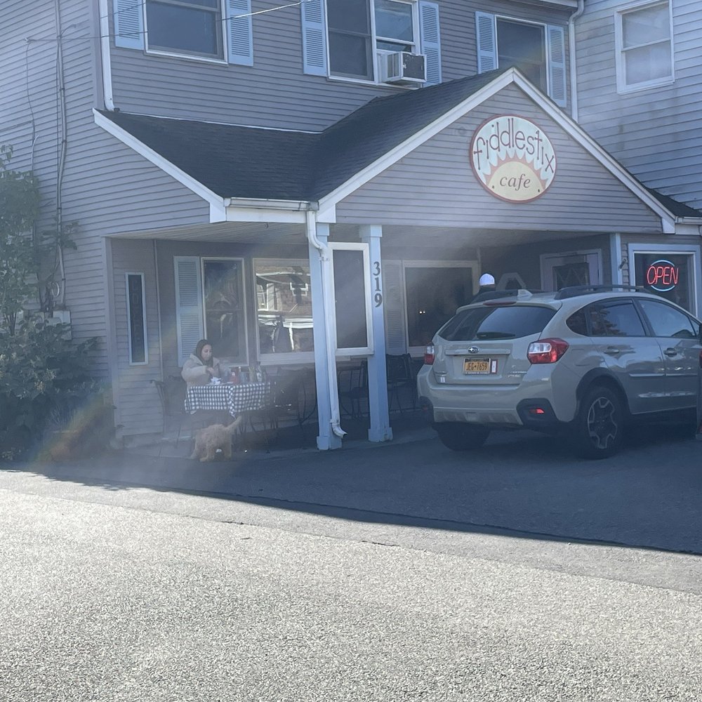 Fiddlestix Cafe - Breakfast & Brunch Near Me - Cornwall, New York