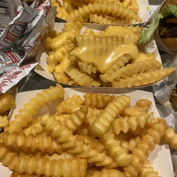 Shake Shack Hudson Yards - Fast Food Near Me - New York, New York Shake Shack Hudson Yards - Fast Food Near Me - New York, New York