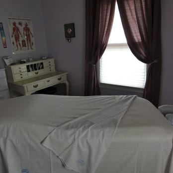 Vital Body & Mind - Paula's room - Massage Near Me - Alexandria, Virginia Vital Body & Mind - Paula's room - Massage Near Me - Alexandria, Virginia